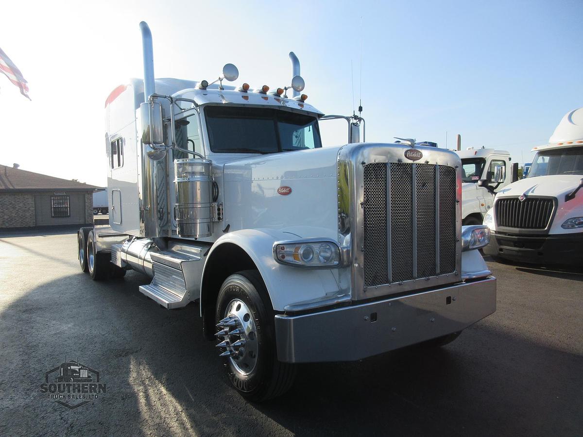 Used 2020 PETERBILT 389