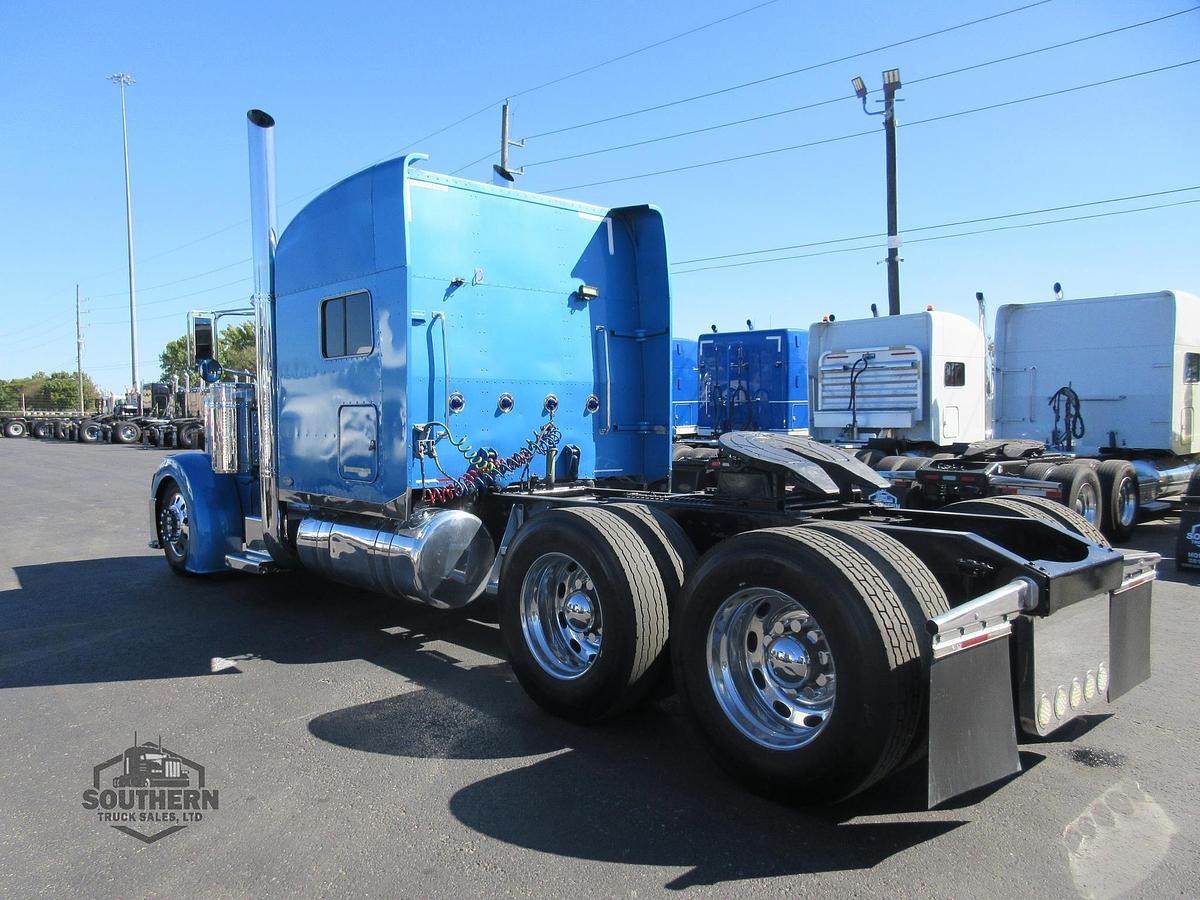 Used 2006 PETERBILT 379EXHD