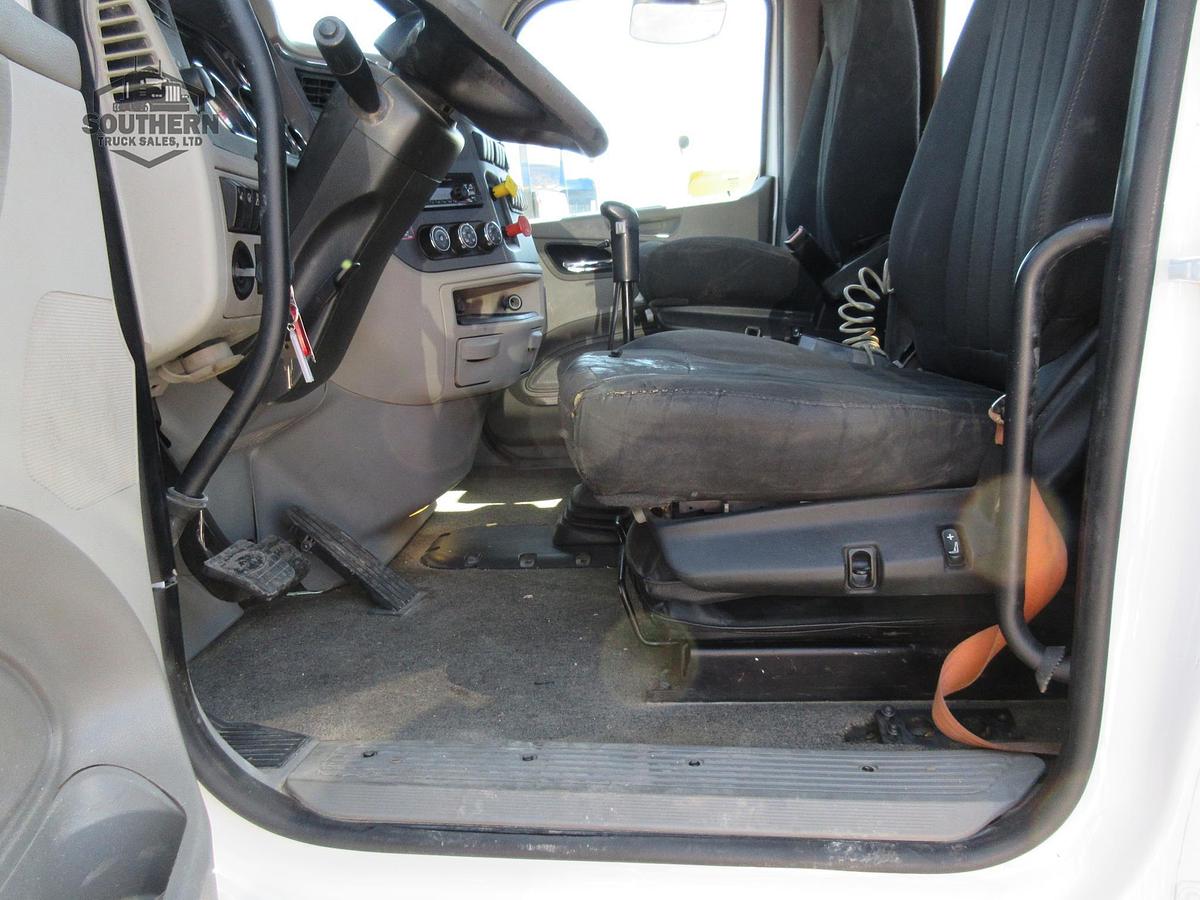 Used 2020 PETERBILT 567