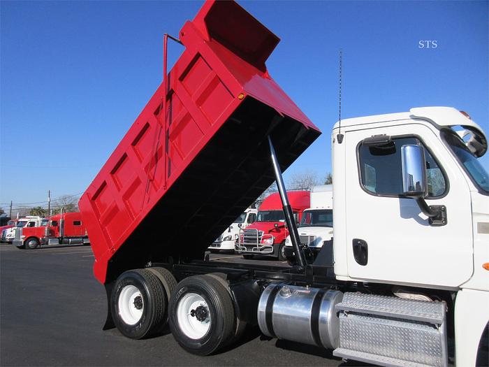 Used 2016 FREIGHTLINER CASCADIA 125