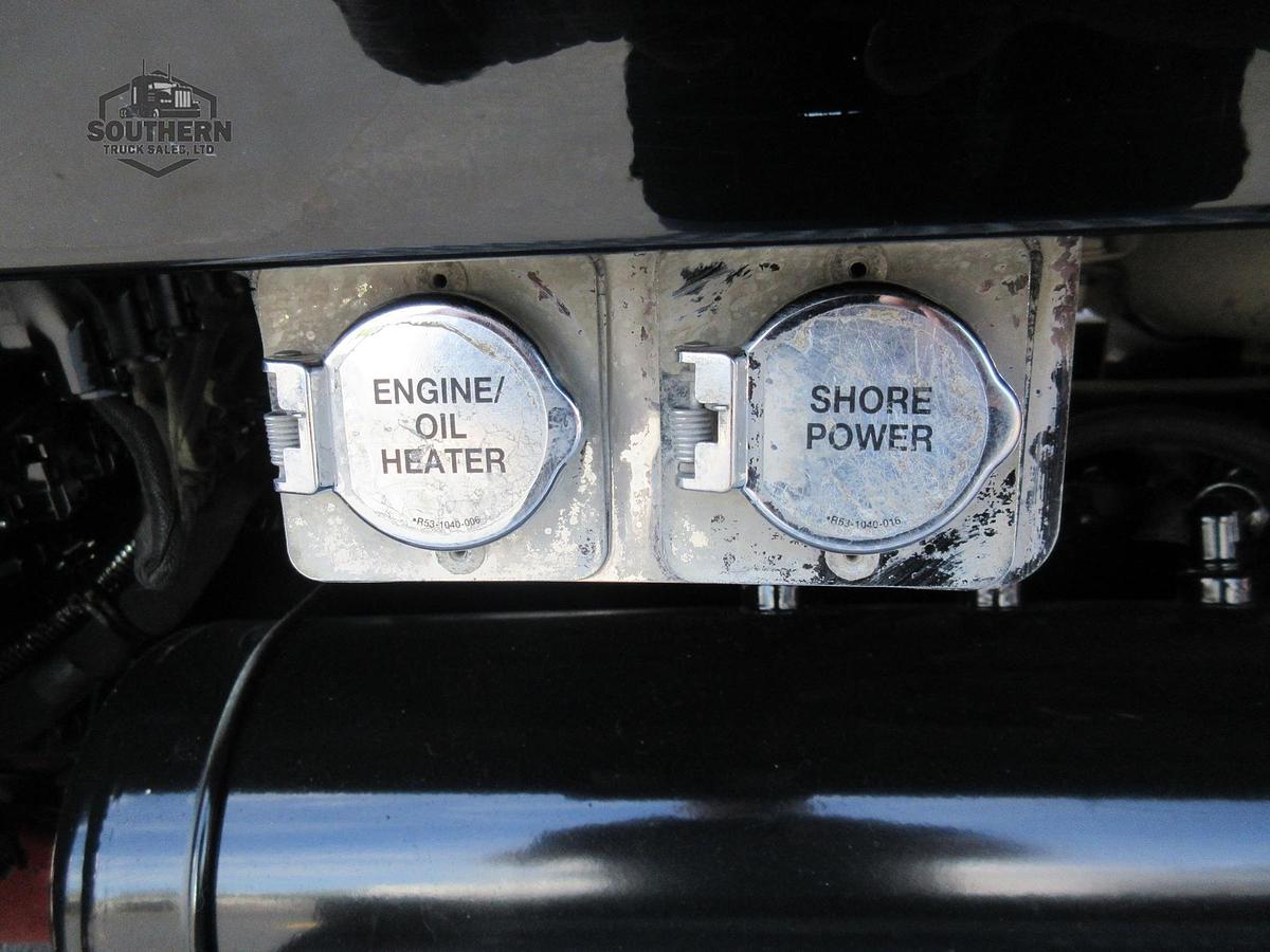 Used 2023 PETERBILT 567