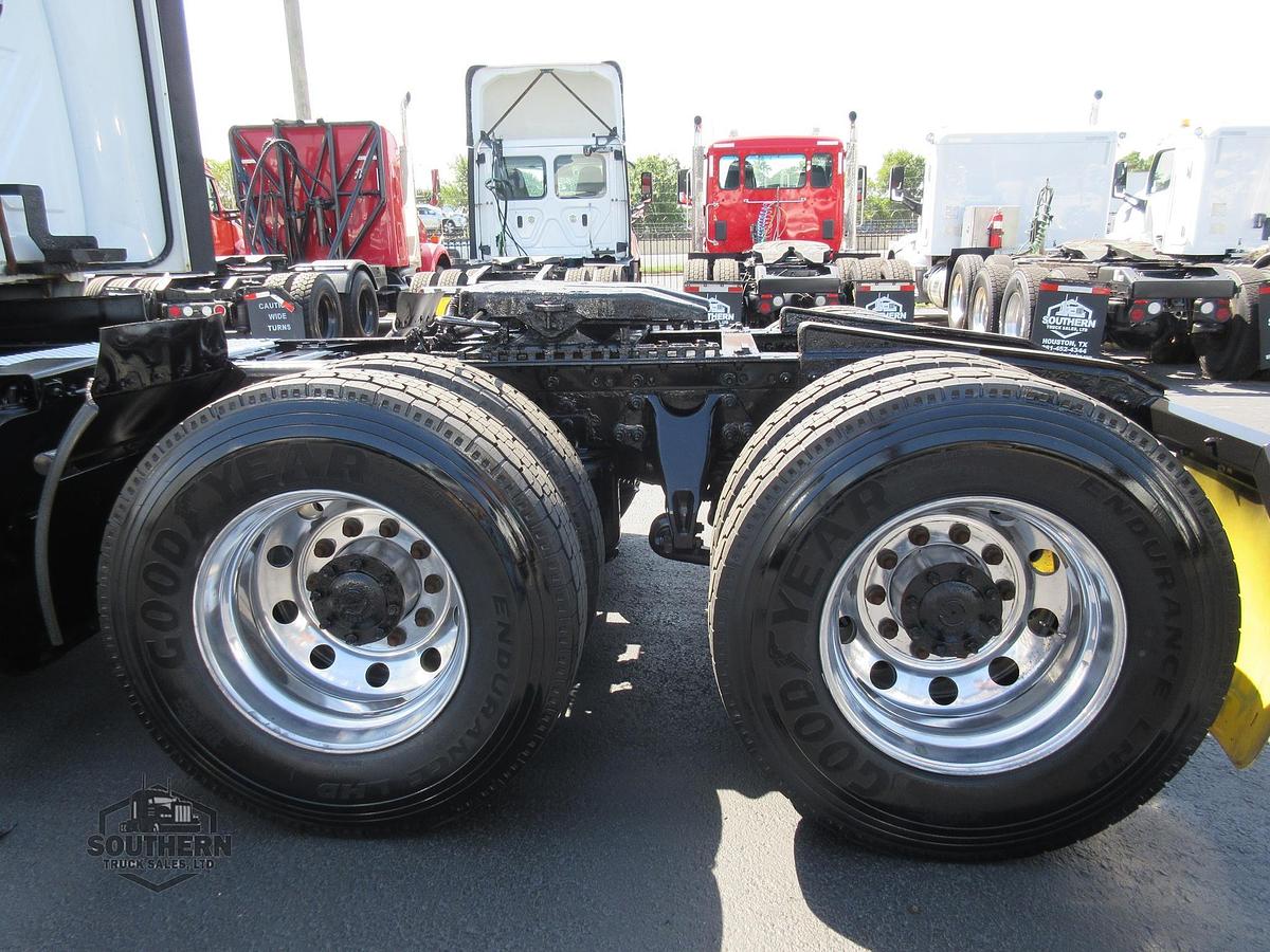 Used 2021 INTERNATIONAL LT
