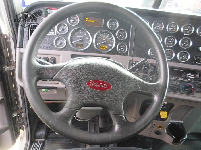 Used 2017 PETERBILT 367