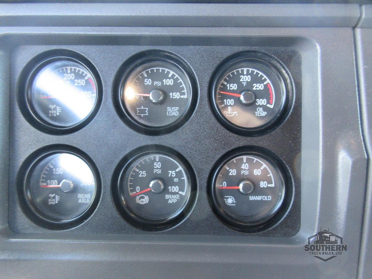 Used 2023 PETERBILT 567