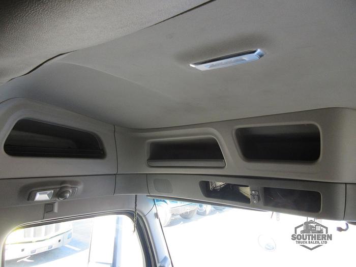 Used 2020 PETERBILT 567