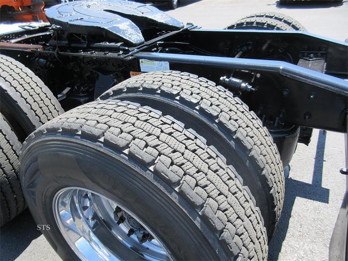 Used 2018 FREIGHTLINER CASCADIA 116