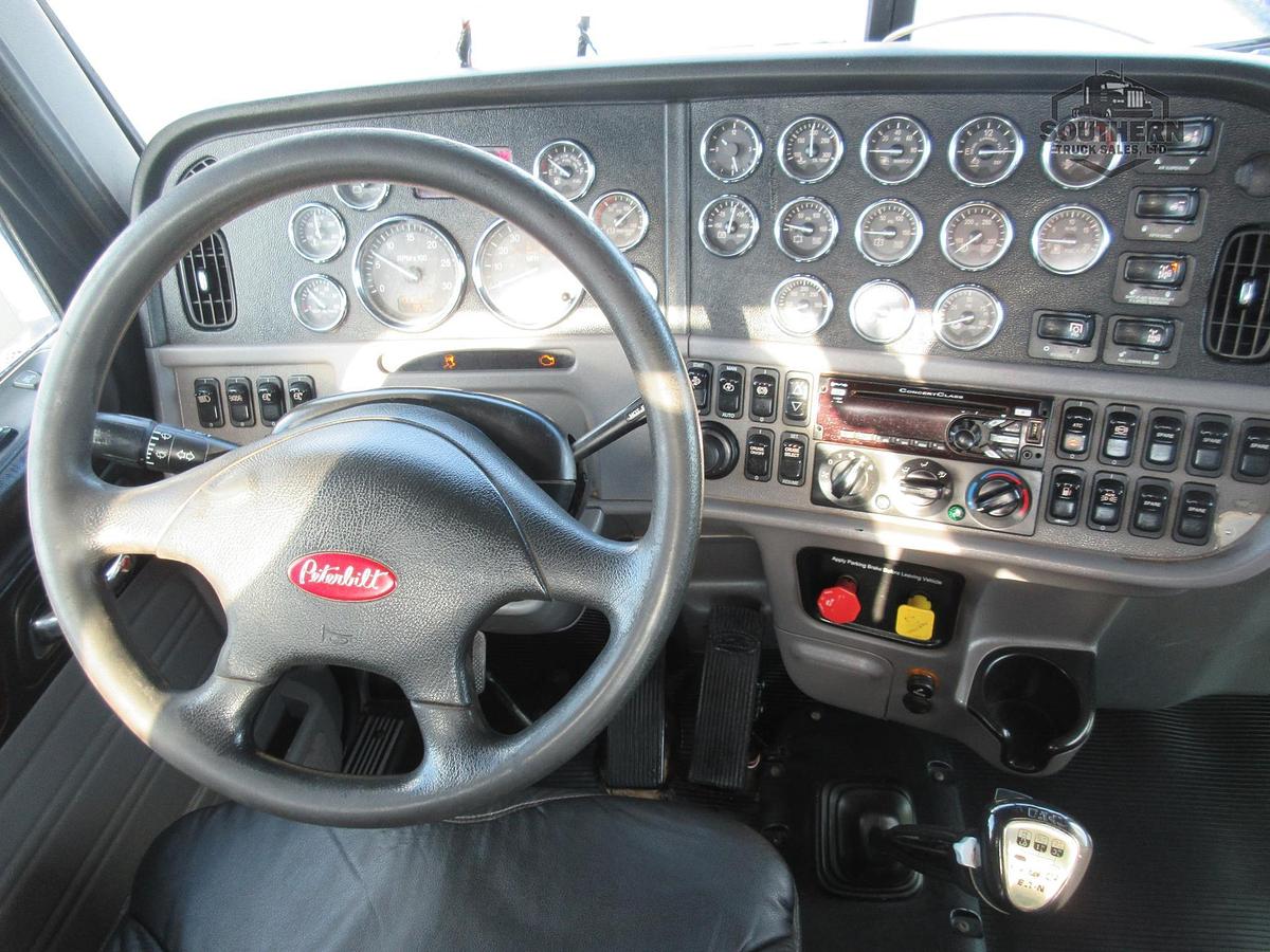 Used 2019 PETERBILT 389