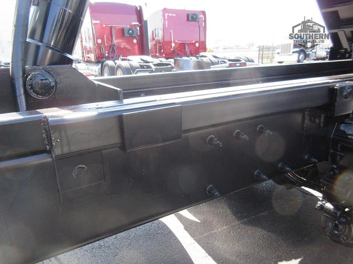 Used 2014 PETERBILT 365