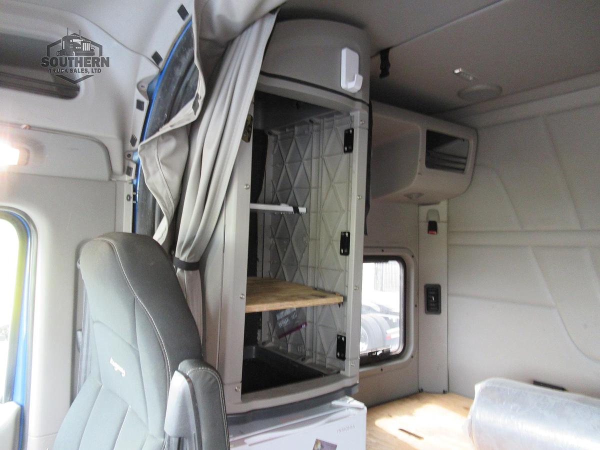 Used 2020 PETERBILT 567