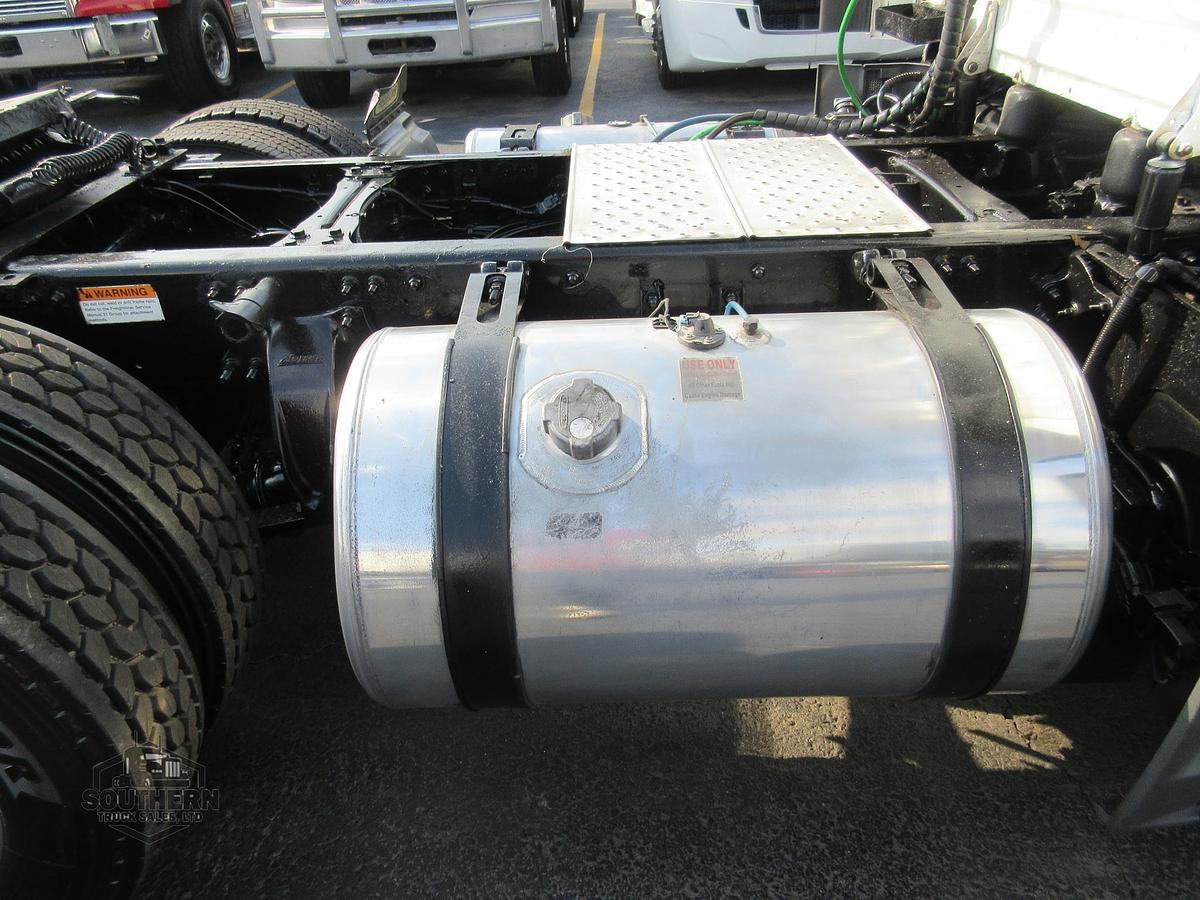 Used 2019 FREIGHTLINER CASCADIA 113