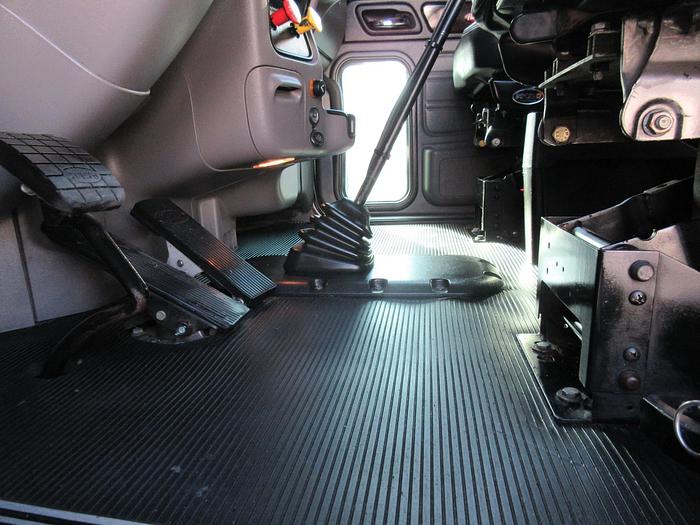 Used 2019 PETERBILT 389