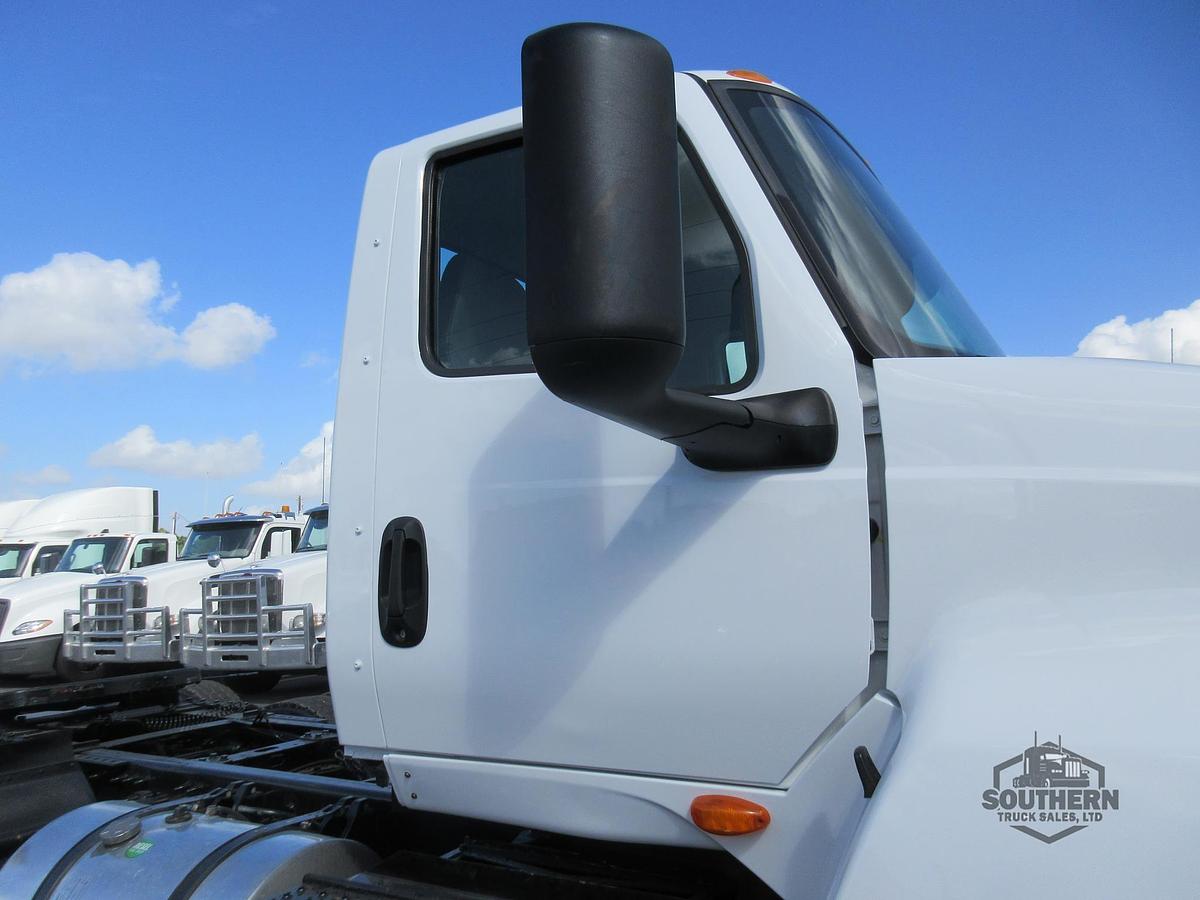 Used 2023 INTERNATIONAL LT