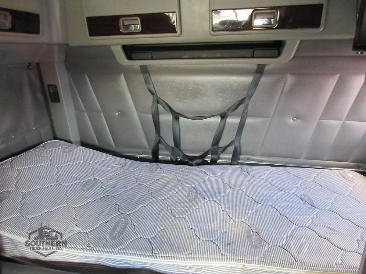 Used 2019 PETERBILT 389