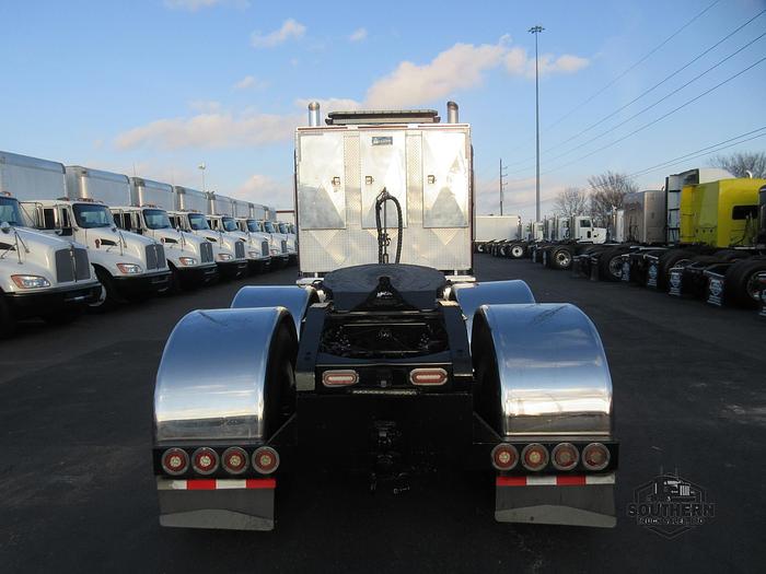 Used 2020 PETERBILT 389