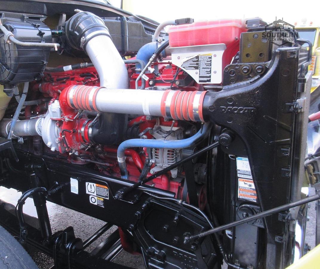 Used 2020 PETERBILT 567