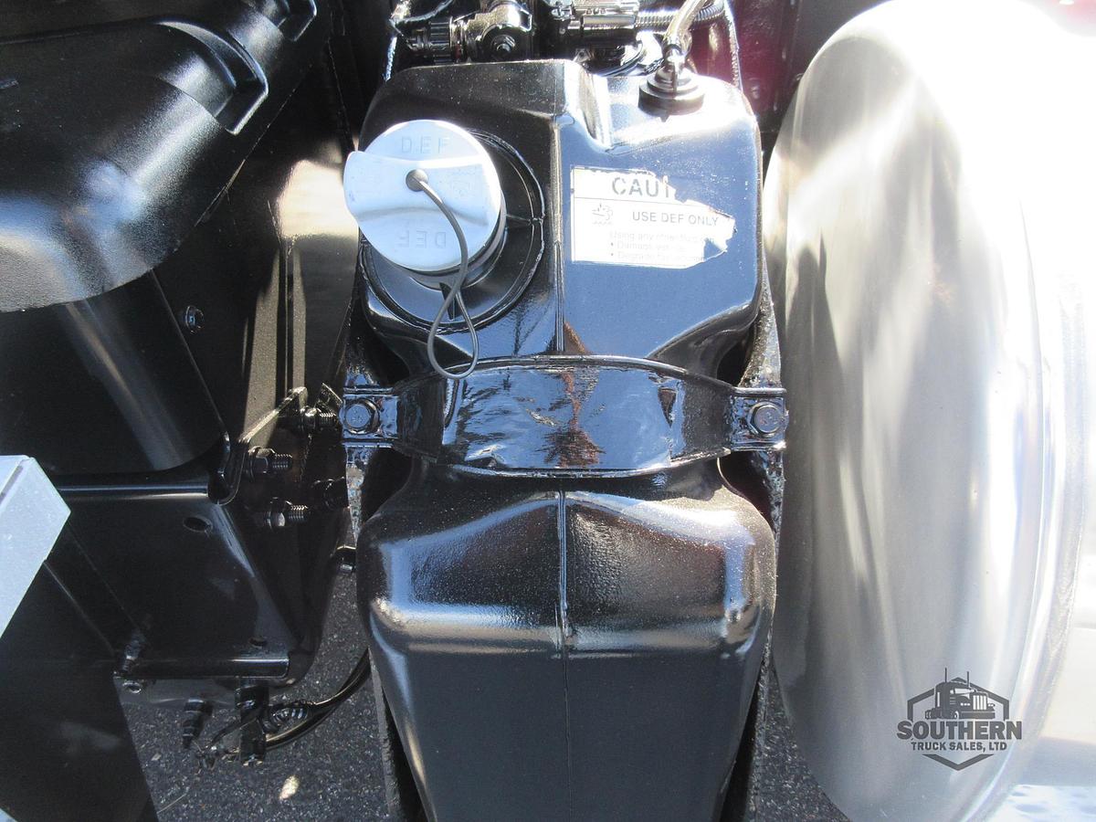 Used 2018 FREIGHTLINER CASCADIA 113