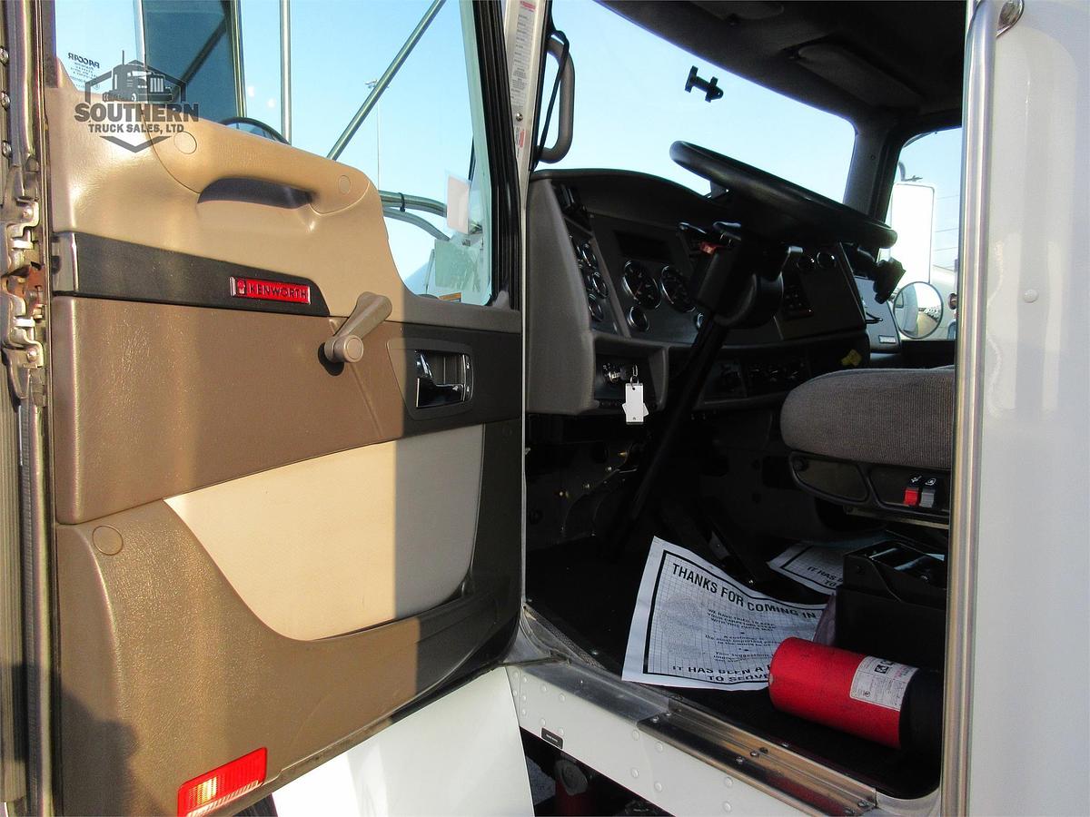 Used 2021 KENWORTH T270