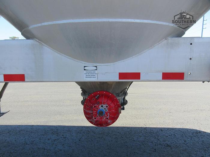 Used 2011 POLAR 41 ft