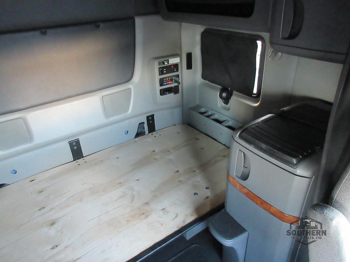 Used 2021 INTERNATIONAL LT