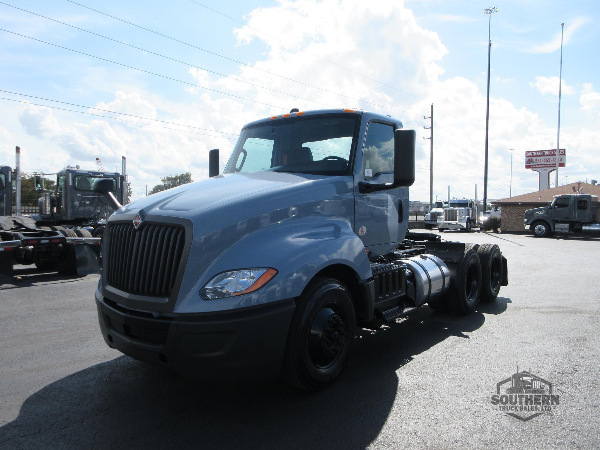 Used 2023 INTERNATIONAL LT