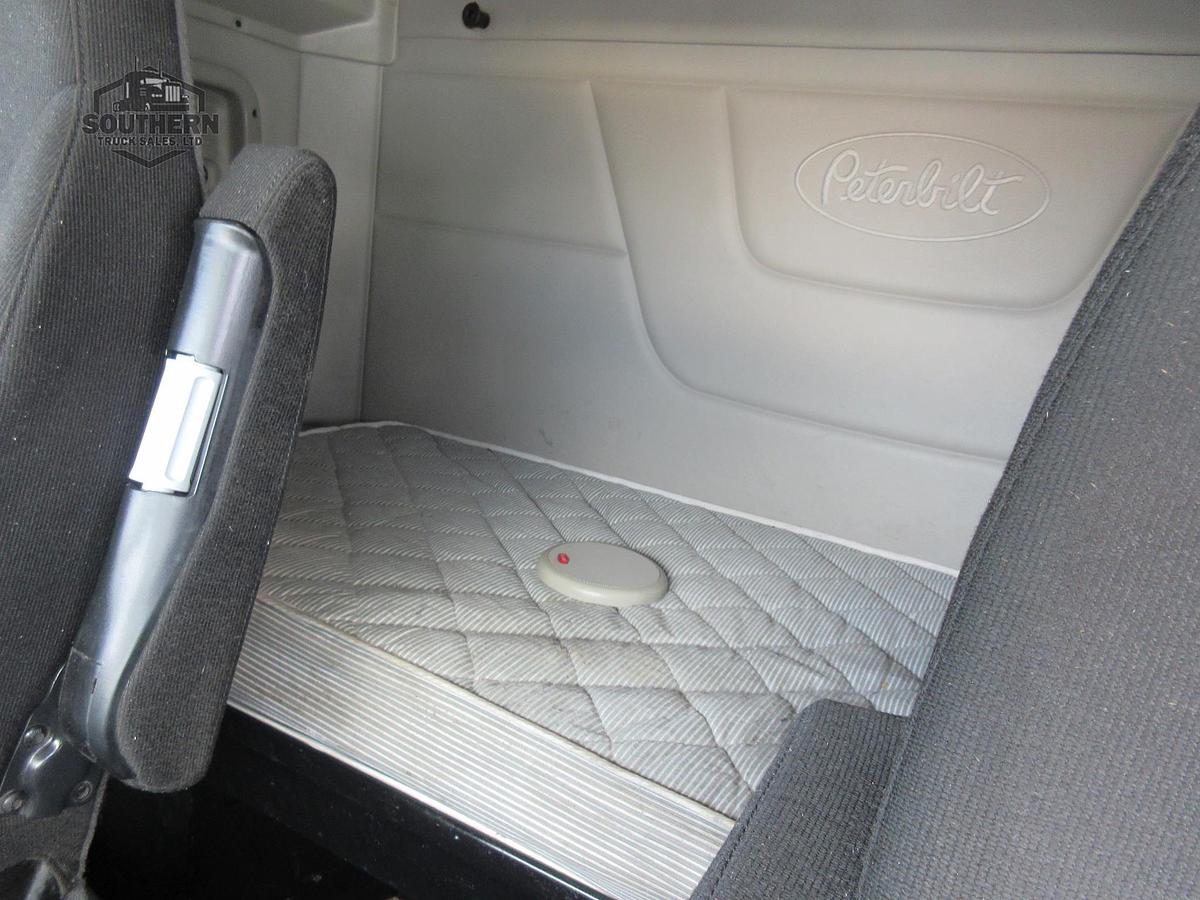 Used 2019 PETERBILT 567