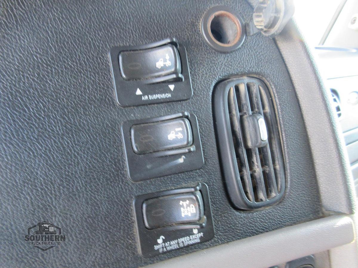 Used 2019 PETERBILT 389