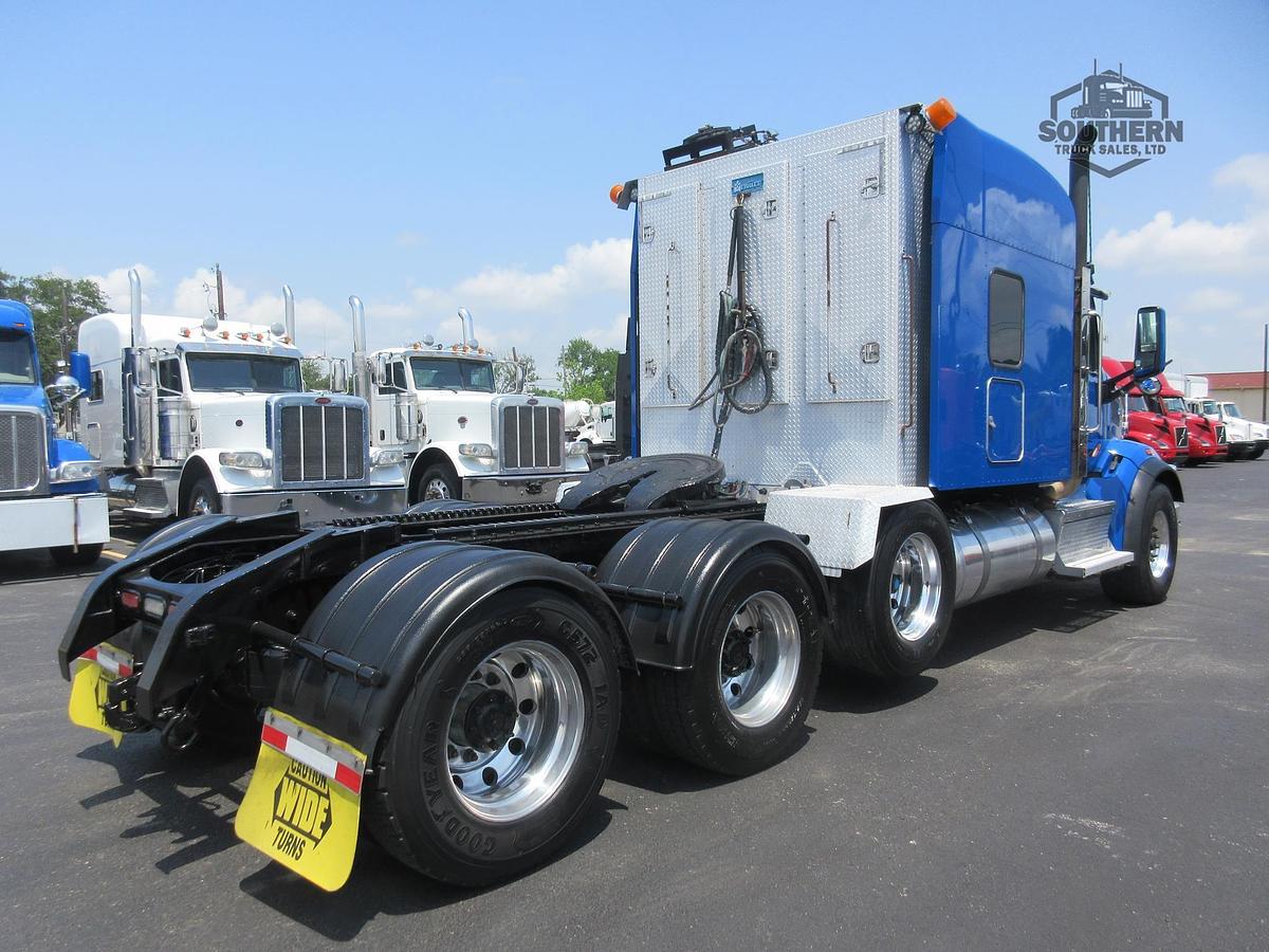 Used 2019 PETERBILT 567