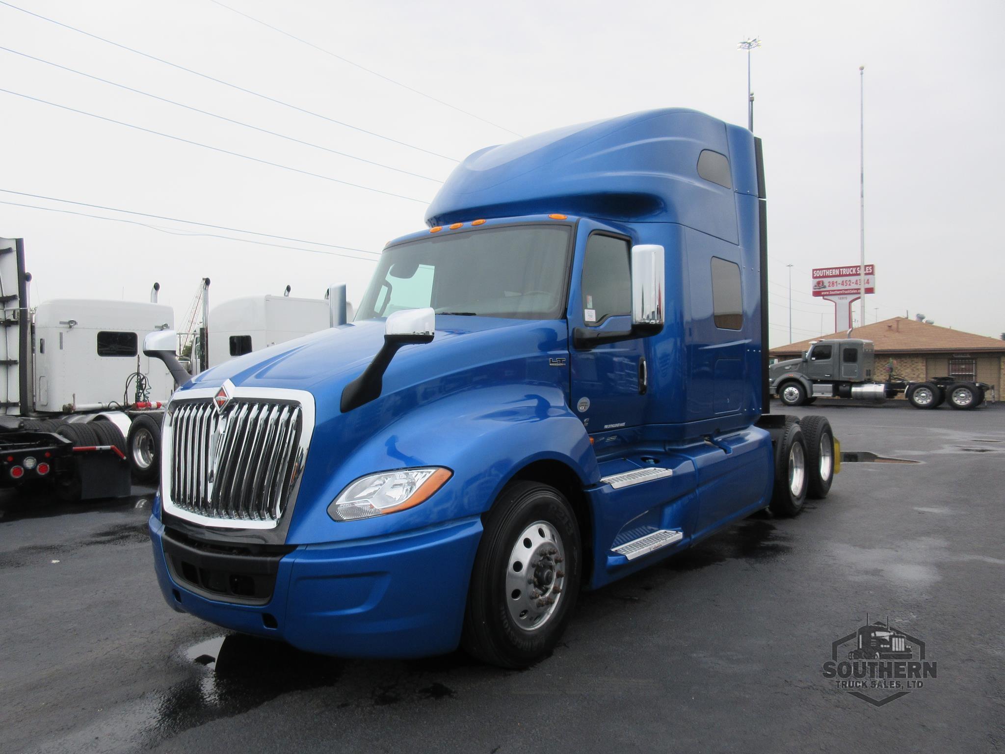 Used 2021 INTERNATIONAL LT