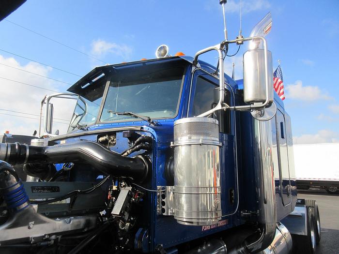 Used 2014 PETERBILT 389