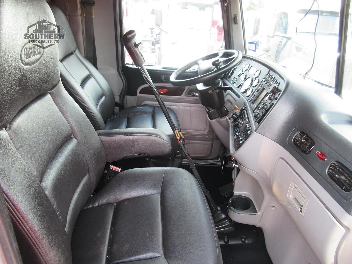 Used 2021 PETERBILT 389