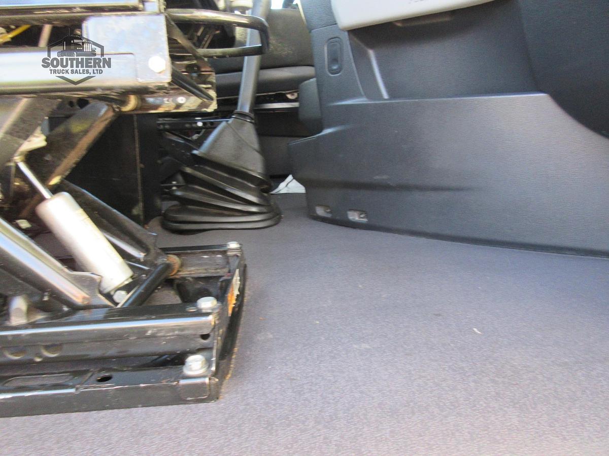 Used 2019 FREIGHTLINER CASCADIA 126