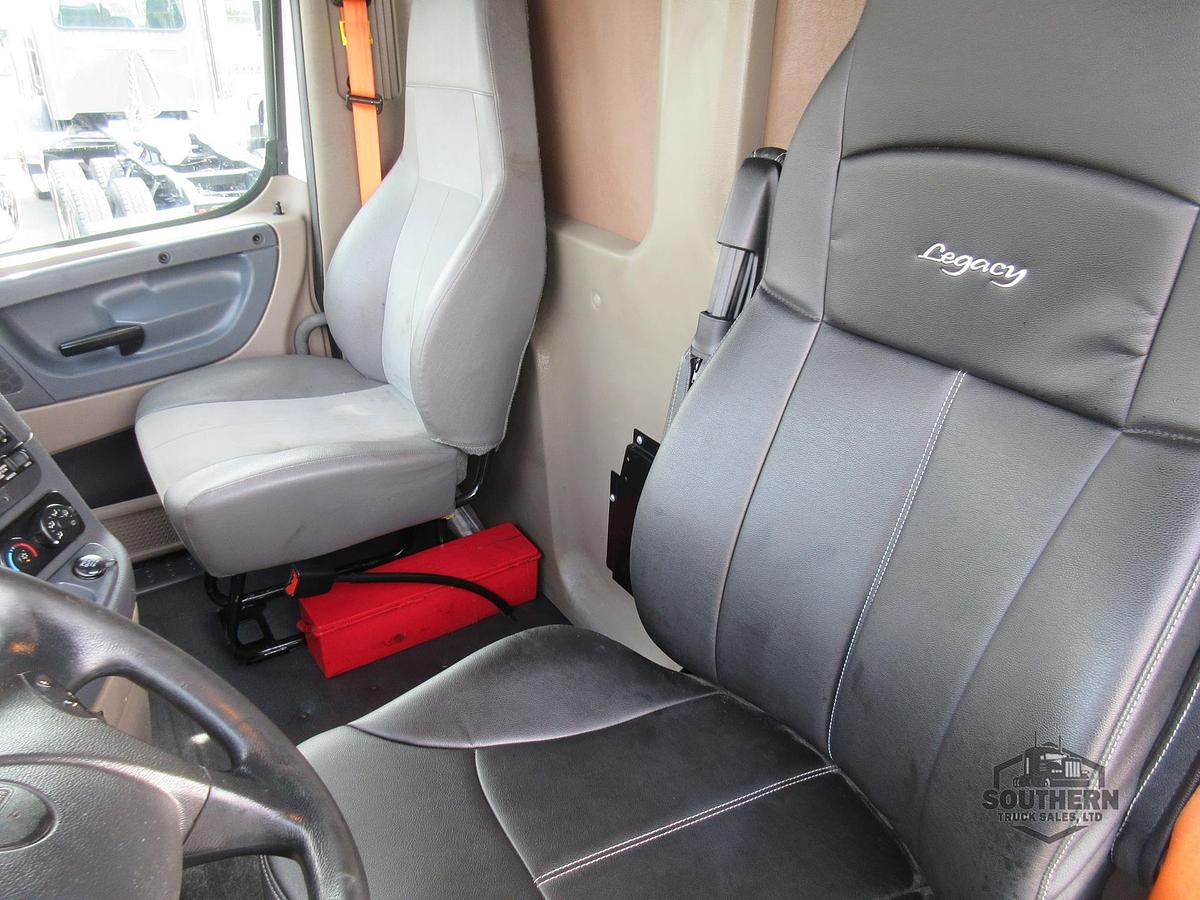 Used 2020 FREIGHTLINER CASCADIA 125