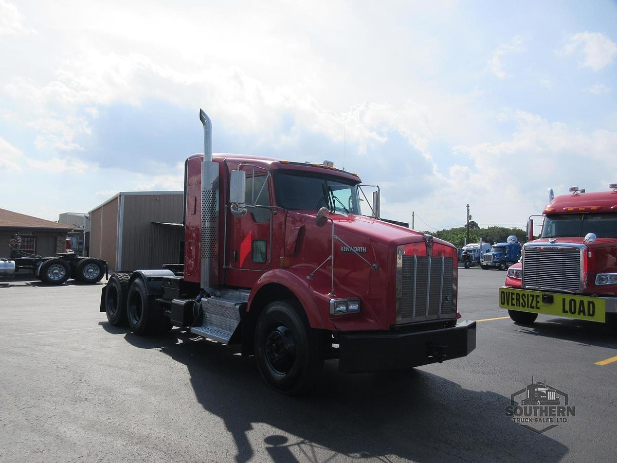 Used 2014 KENWORTH T800