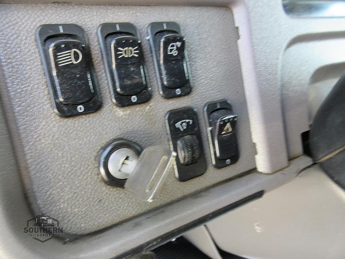 Used 2015 PETERBILT 365