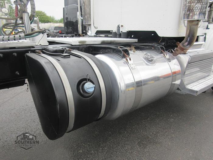 Used 2019 PETERBILT 389