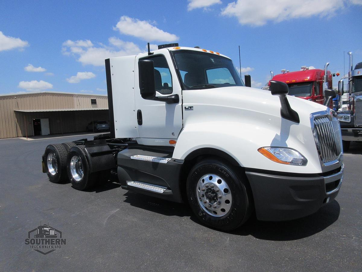 Used 2021 INTERNATIONAL LT