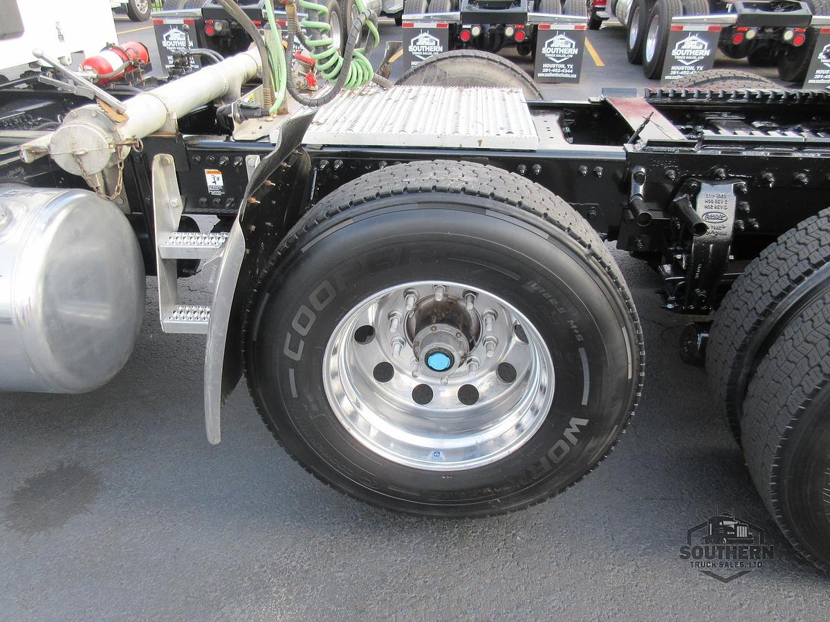 Used 2019 PETERBILT 567