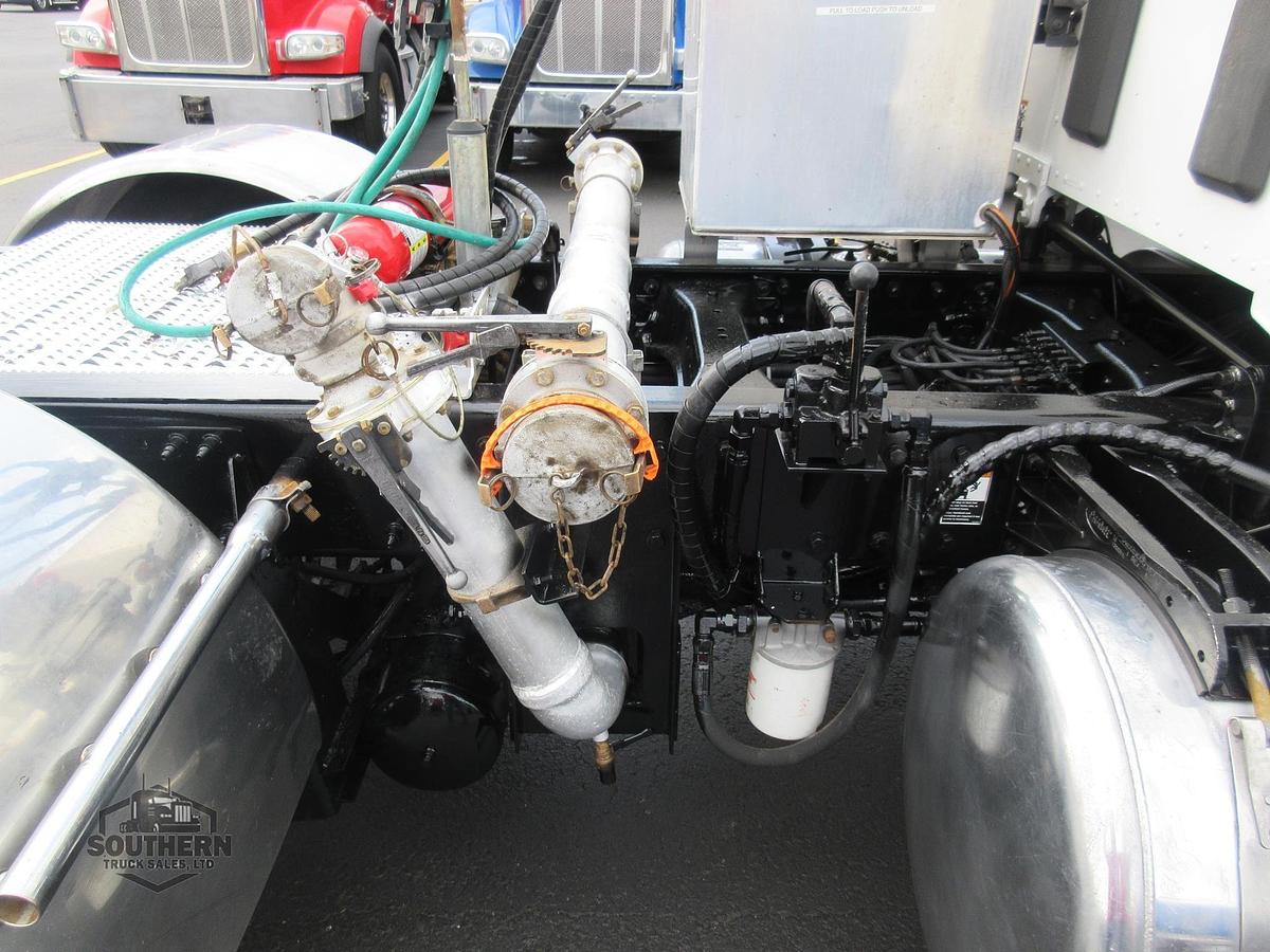 Used 2019 PETERBILT 567