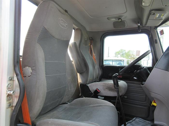 Used 2015 PETERBILT 365