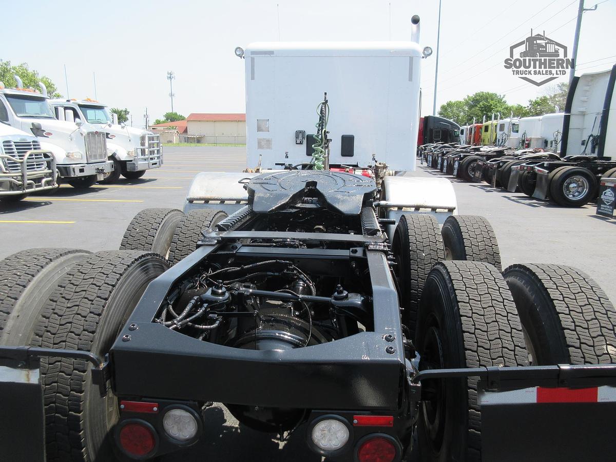 Used 2019 PETERBILT 567