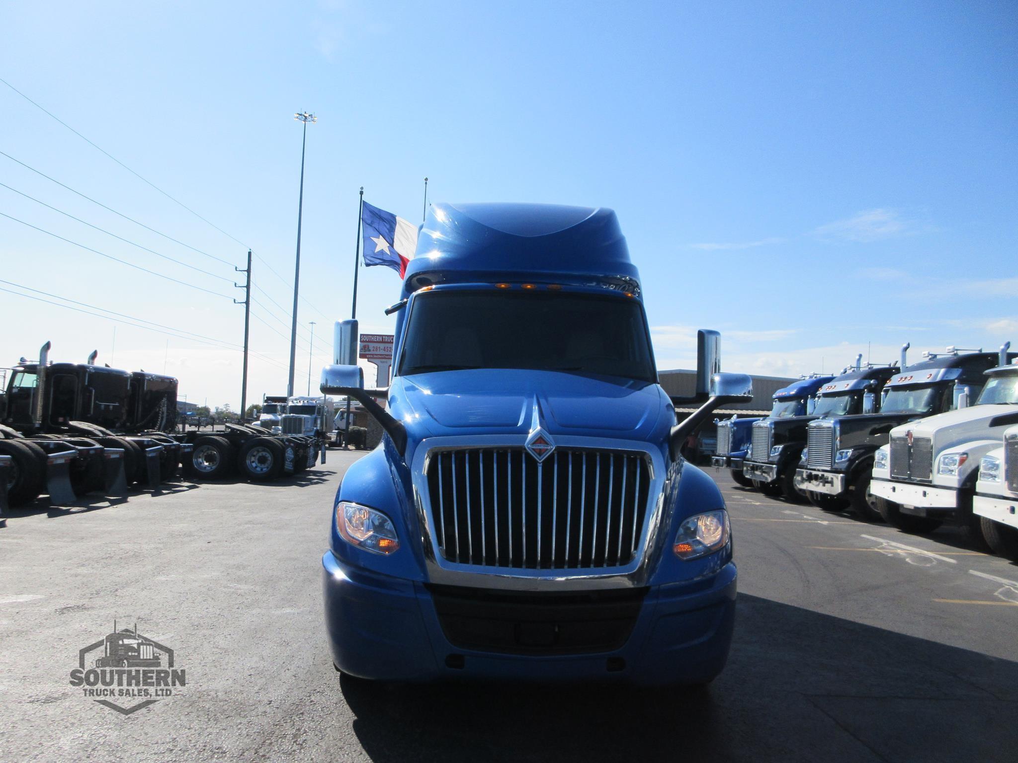 Used 2021 INTERNATIONAL LT