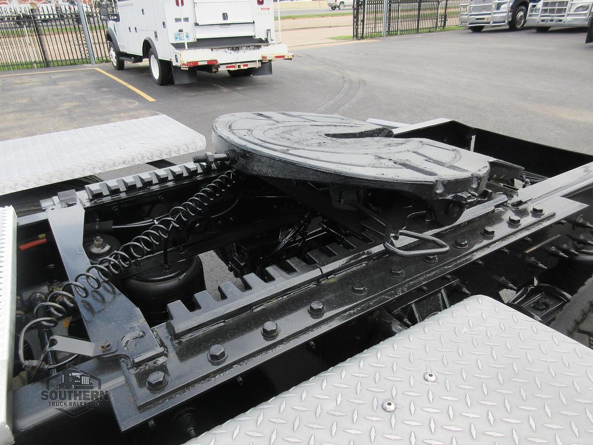 Used 2019 PETERBILT 389