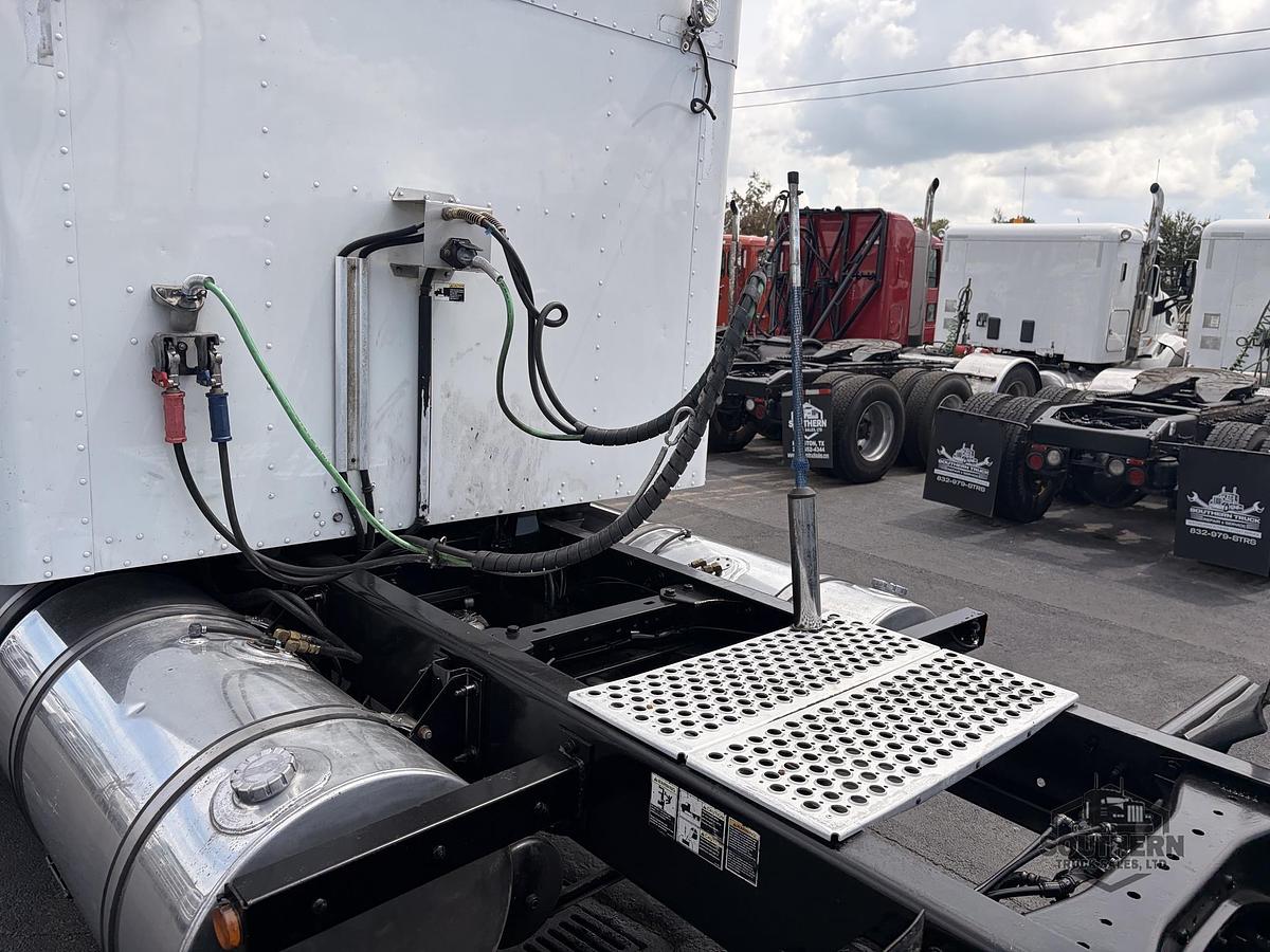 Used 2019 KENWORTH T800