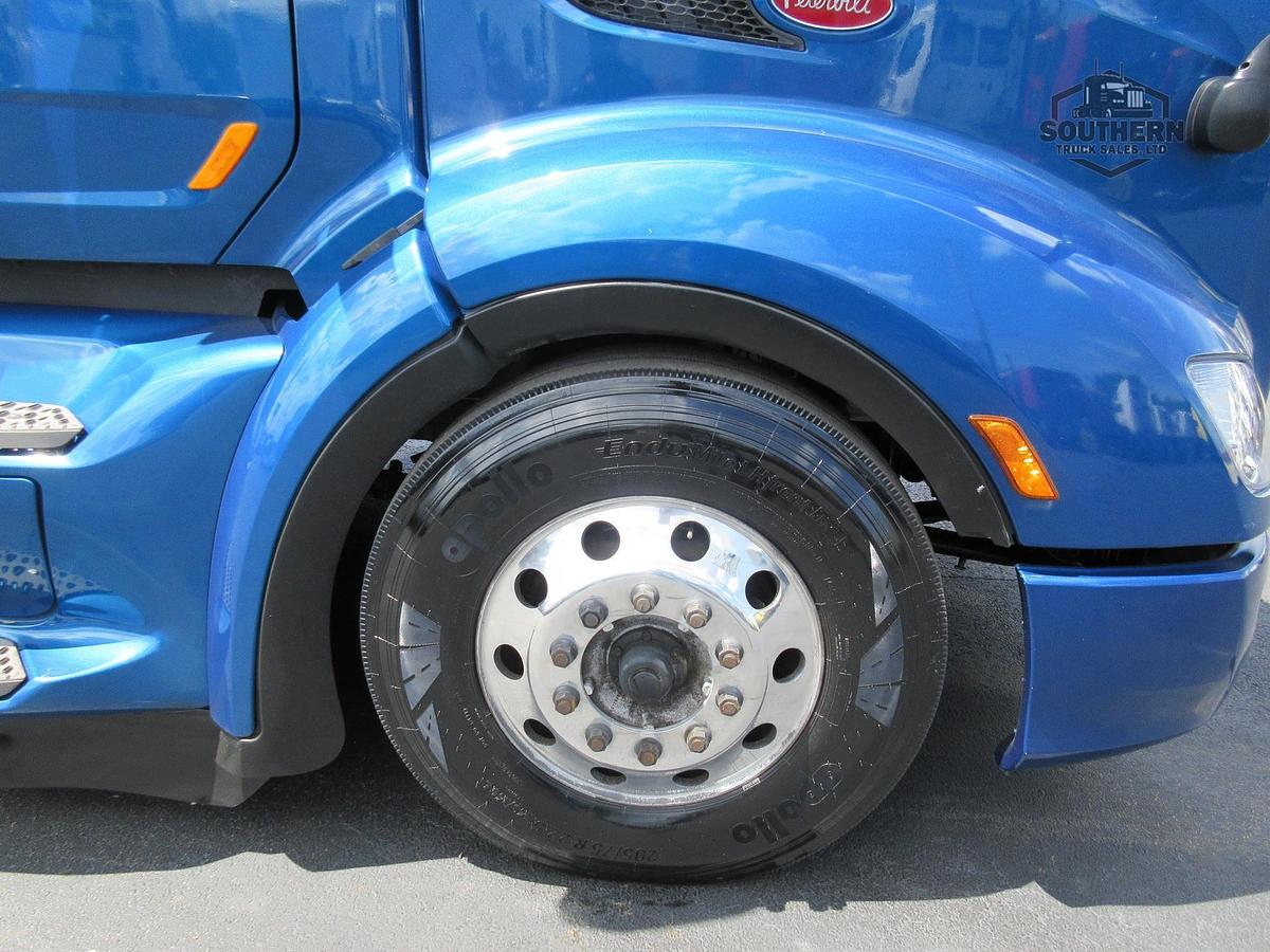 Used 2021 PETERBILT 579