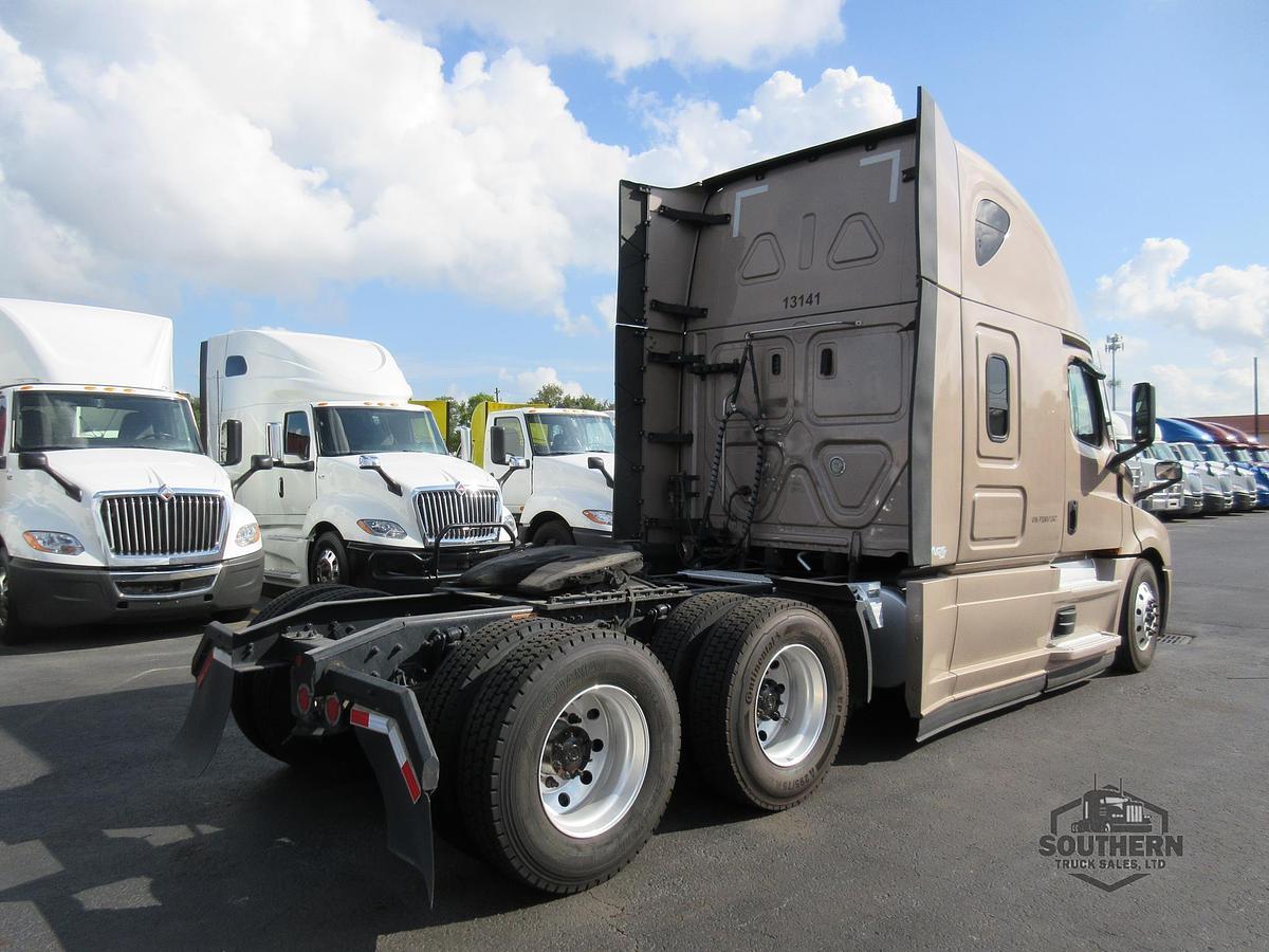 Used 2023 FREIGHTLINER CASCADIA 126