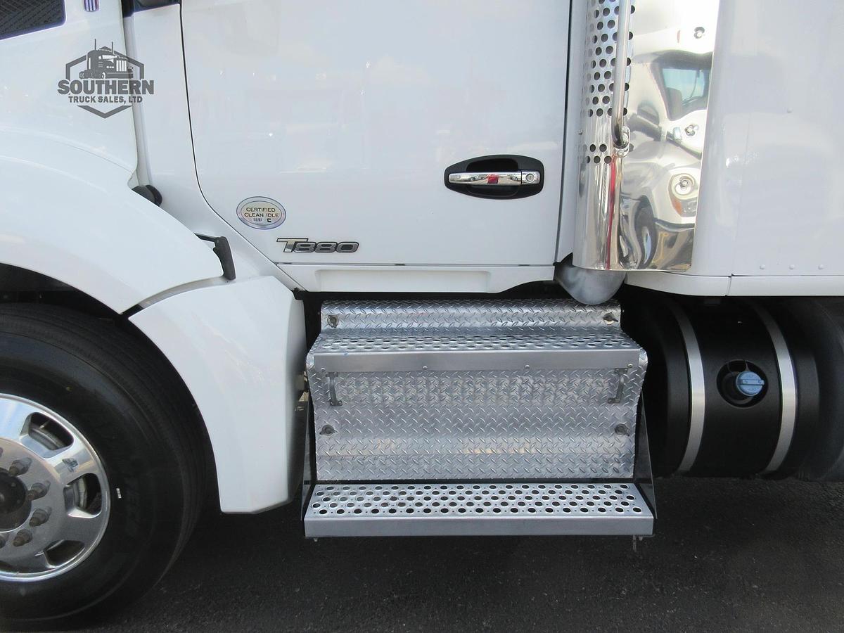 Used 2019 KENWORTH T880