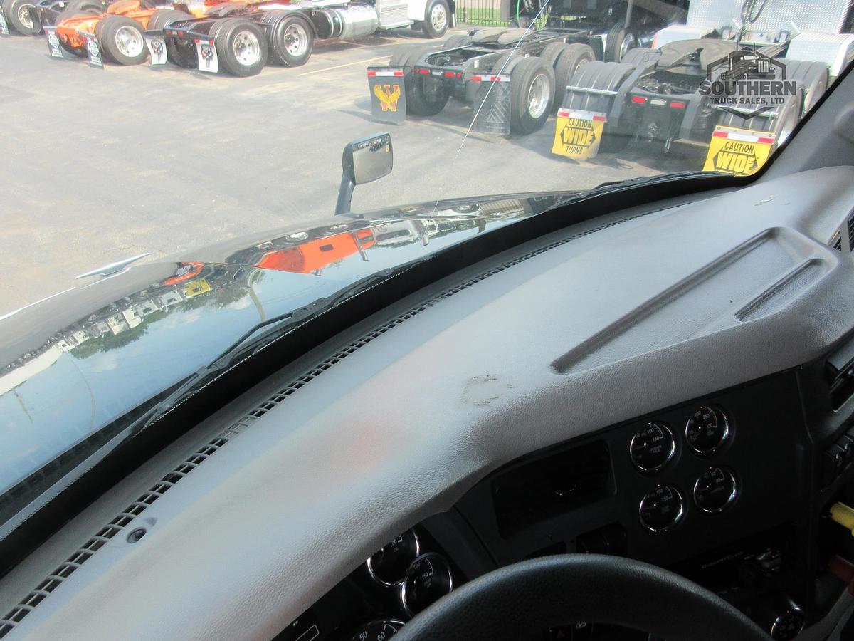 Used 2018 PETERBILT 579