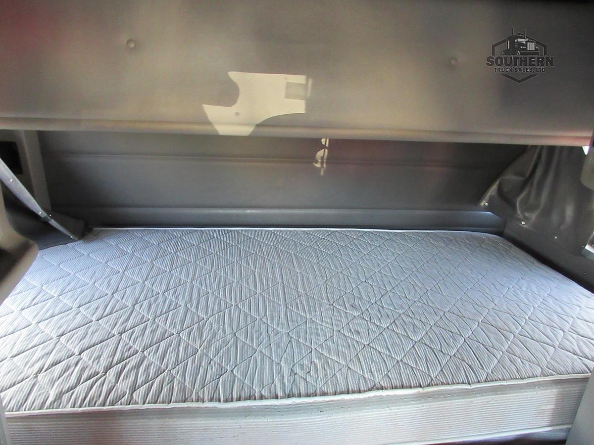 Used 2020 PETERBILT 389