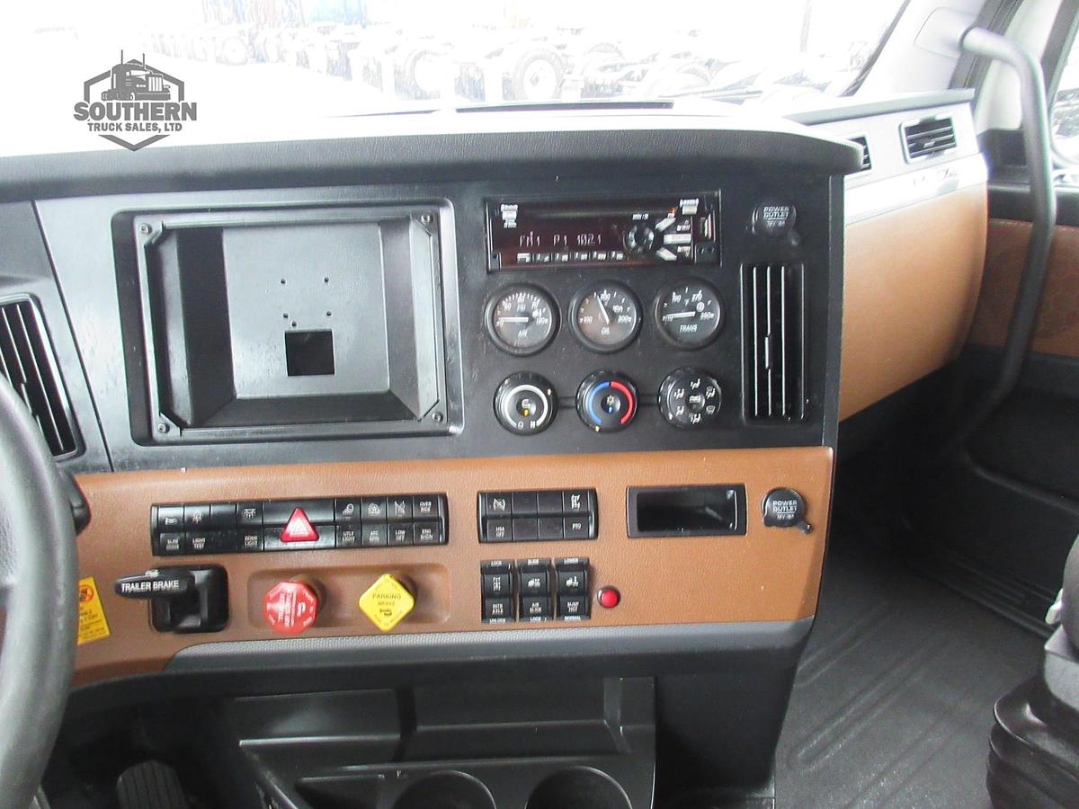 Used 2020 FREIGHTLINER CASCADIA 126