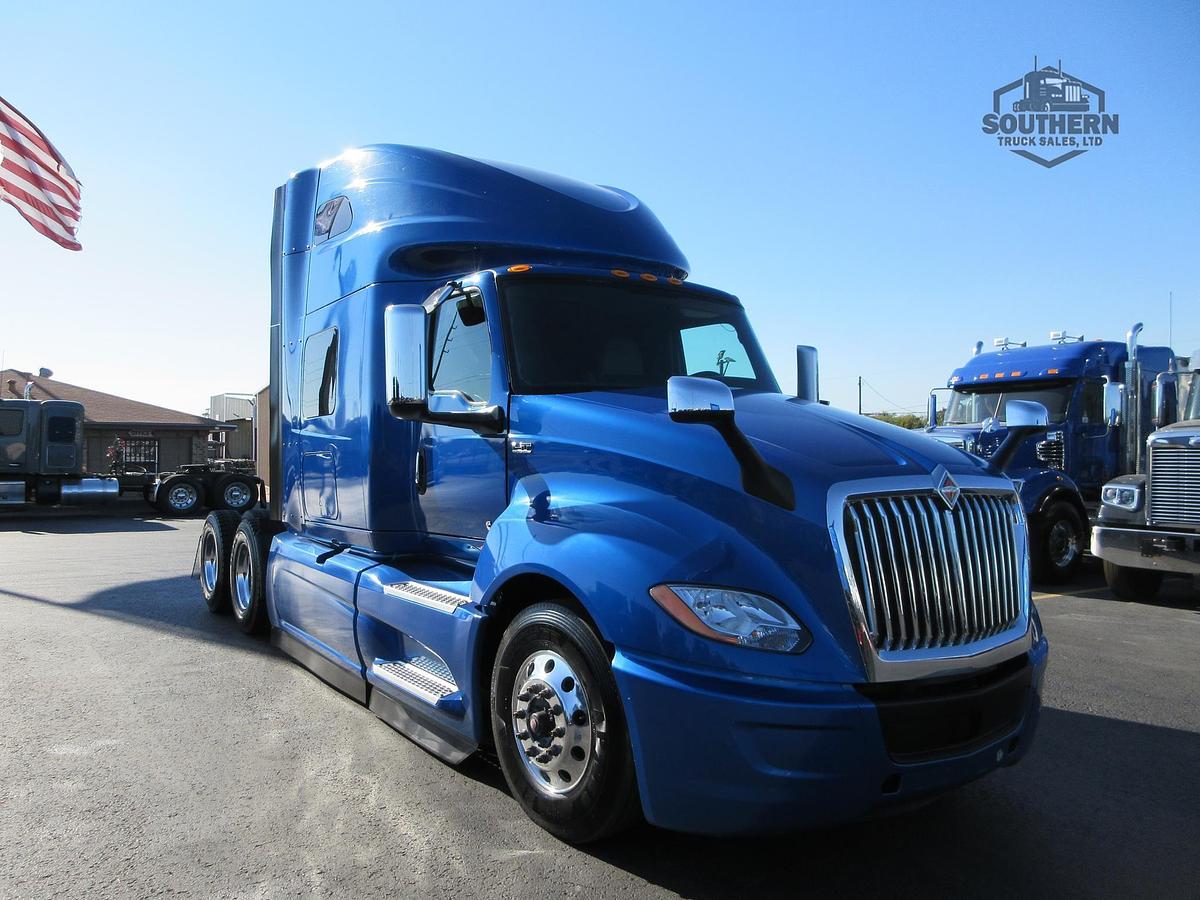 Used 2021 INTERNATIONAL LT